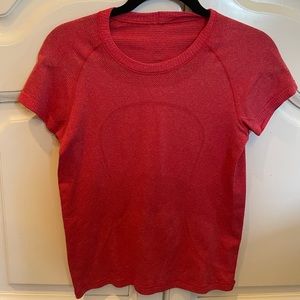 Lululemon Swiftly Tech Short Sleeve Size 6